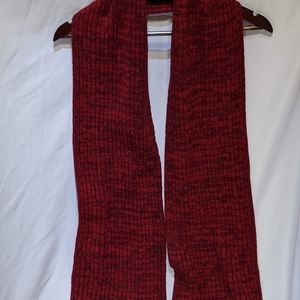 Plush Rouge scarf